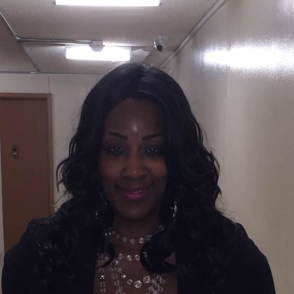 Meet your Posher, Tina - Picture 1 of 1